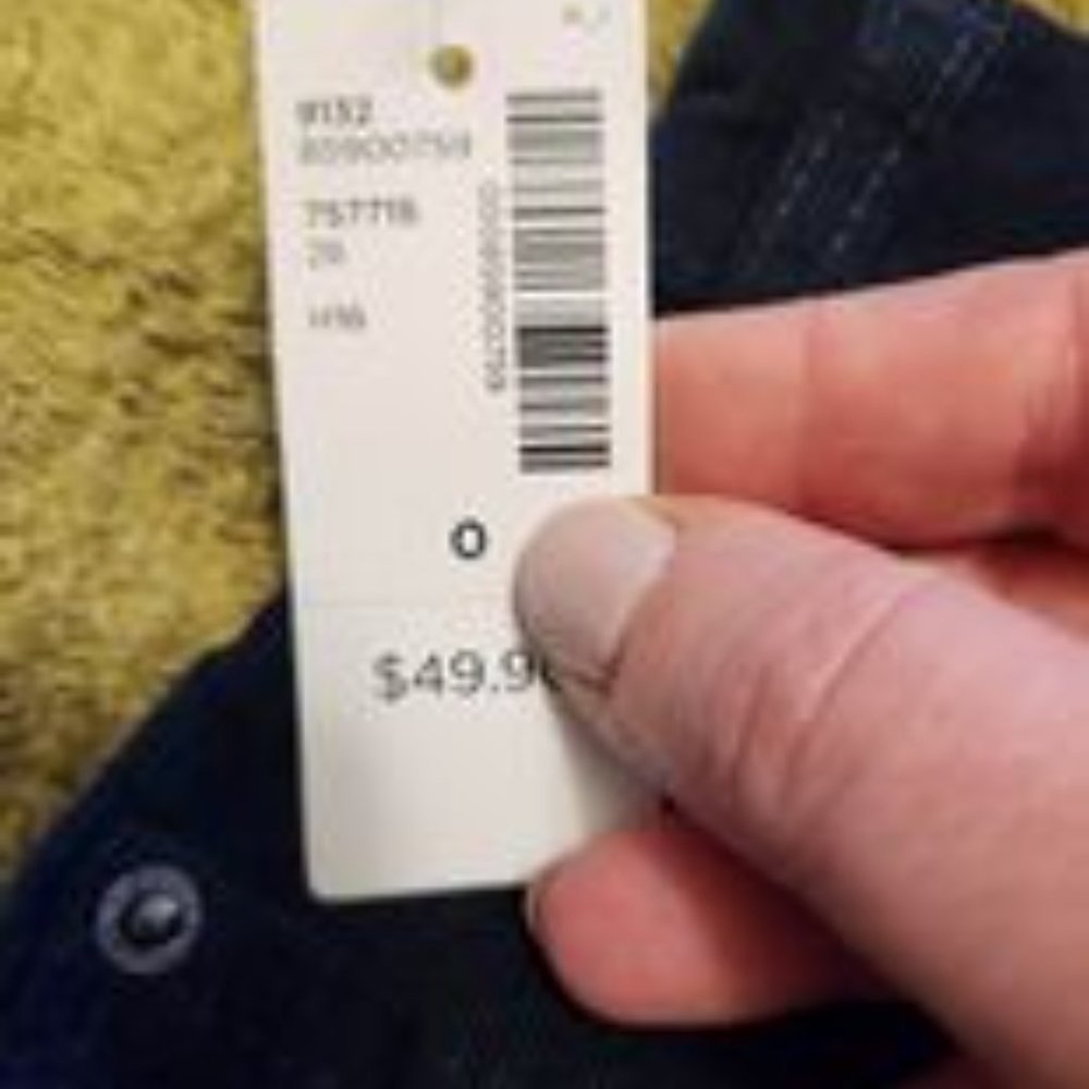 Reitmans corduroy size 0 - Picture 6 of 6